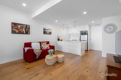 202/1 Lusher Rd, Croydon, VIC 3136