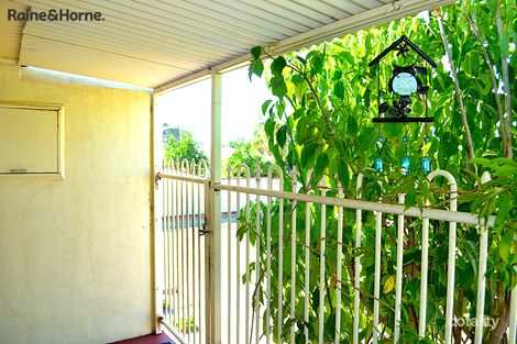 Property photo of 8 Hollybush Way Kelmscott WA 6111
