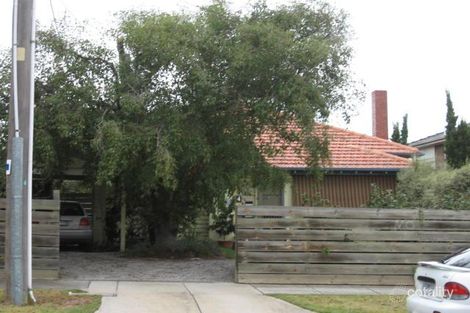 Property photo of 4 Renown Street Bentleigh VIC 3204