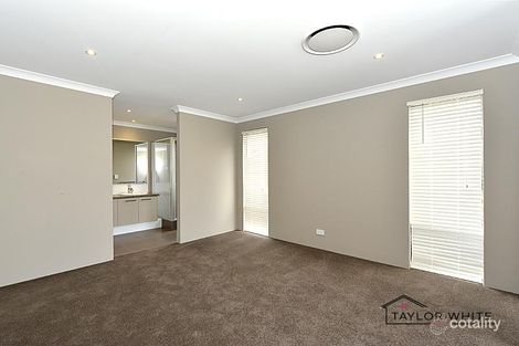 Property photo of 5 Marlinspike Boulevard Jindalee WA 6036