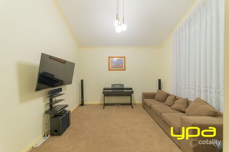 Property photo of 5 Ovens Court Broadmeadows VIC 3047