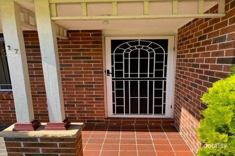 Property photo of 17 Cowan Place Glenmore Park NSW 2745