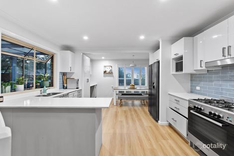 Property photo of 28 Willow Road Frankston VIC 3199