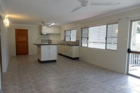 Property photo of 2/6 Crathern Close Edge Hill QLD 4870