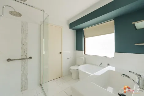 Property photo of 4A Gladstone Road Leeming WA 6149