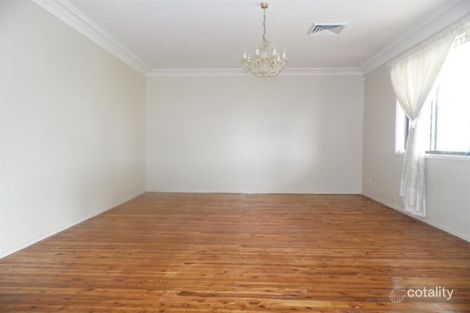 Property photo of 122 Prairie Vale Road Bossley Park NSW 2176