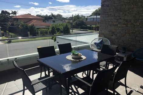 2/38 Milton Ave, Paradise Point, QLD 4216