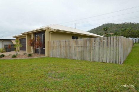 Property photo of 17 Chloe Court Mount Louisa QLD 4814