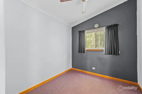 Property photo of 6 Coleman Place Beckenham WA 6107