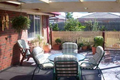 Property photo of 16 Breynia Way Cranbourne West VIC 3977