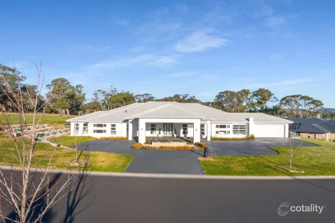 Property photo of 8 Brown Barrel Ridge Moss Vale NSW 2577