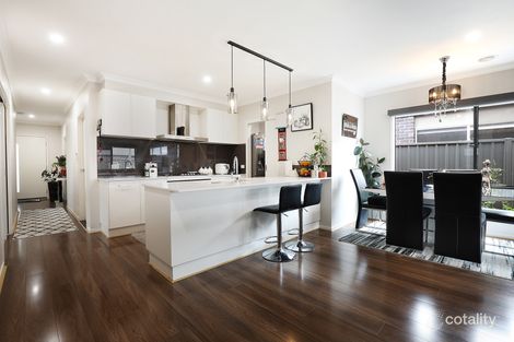 Property photo of 24 Sunmoth Road Craigieburn VIC 3064