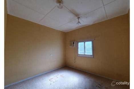 Property photo of 2/93 Ruby Street Emerald QLD 4720