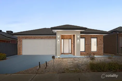 Property photo of 9 Edwin Close Manor Lakes VIC 3024
