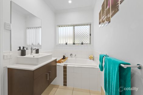 Property photo of 38 Honeyeater Crescent Dakabin QLD 4503