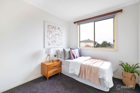 Property photo of 45 Almands Avenue Roxburgh Park VIC 3064