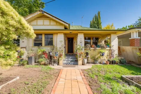 36 Albury St, Wagga Wagga, NSW 2650