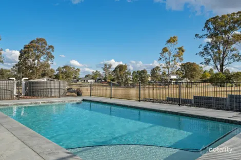 Property photo of 7 Davis Court Hatton Vale QLD 4341