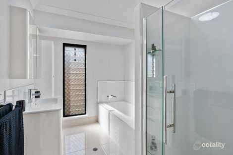 Property photo of 22 Brockman Way Smithfield QLD 4878