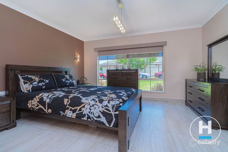 Property photo of 14 Elmwood Place Craigieburn VIC 3064