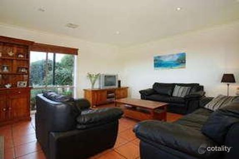 Property photo of 5 Esher Rise Mount Martha VIC 3934