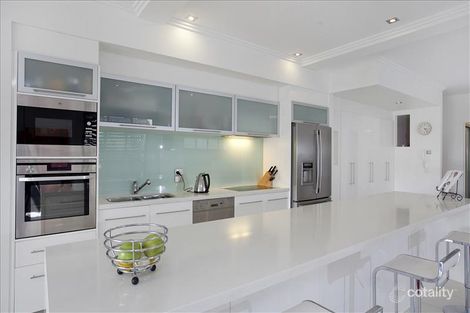 Property photo of 63 Simpsons Road Bardon QLD 4065