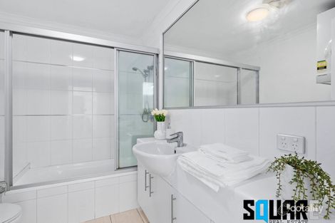 Property photo of 2/41 Coonan Street Indooroopilly QLD 4068