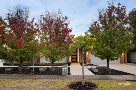 Property photo of 35 Bronte Crescent Doreen VIC 3754