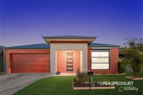 5 Chedword Rd, Cranbourne North, VIC 3977