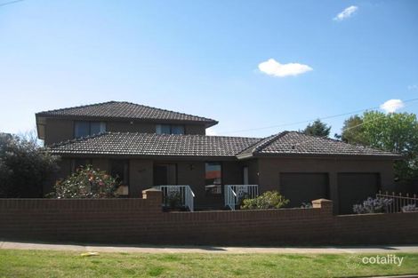 30 Emerald St, Essendon West, VIC 3040