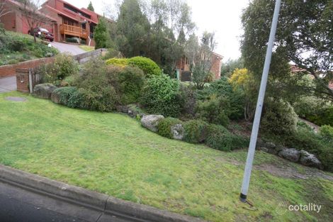 Property photo of 11 Grover Court Warranwood VIC 3134