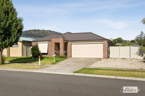 15 Derwent Way, West Wodonga, VIC 3690