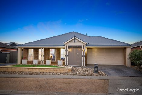 Property photo of 27 Clarence Street Manor Lakes VIC 3024