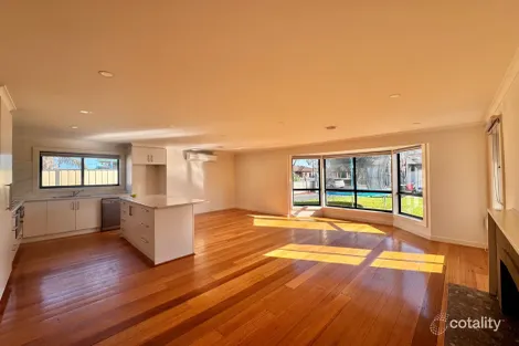 Property photo of 1/4 Remo Place Tullamarine VIC 3043