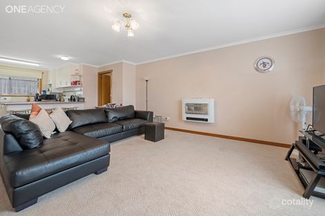 Property photo of 2/14 Lawrence Drive Devonport TAS 7310