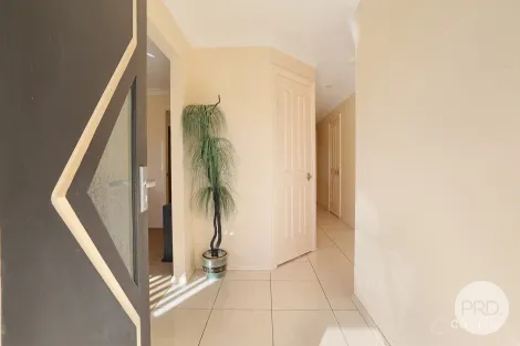 Property photo of 46 Warwick Road Hillvue NSW 2340