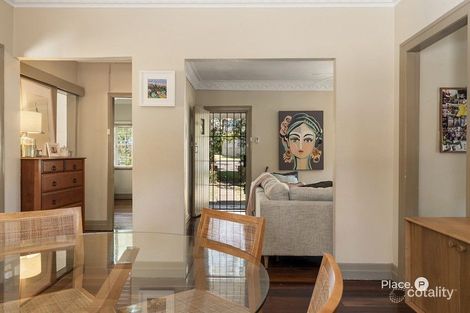 Property photo of 21 Arinya Road Ashgrove QLD 4060