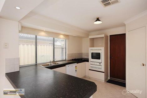 Property photo of 6 Courtland Crescent Redcliffe WA 6104