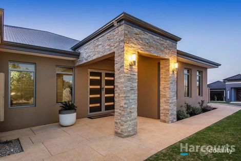 Property photo of 2 Seattle Elbow Hocking WA 6065