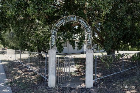 Property photo of 22 Coronation Drive Blackall QLD 4472
