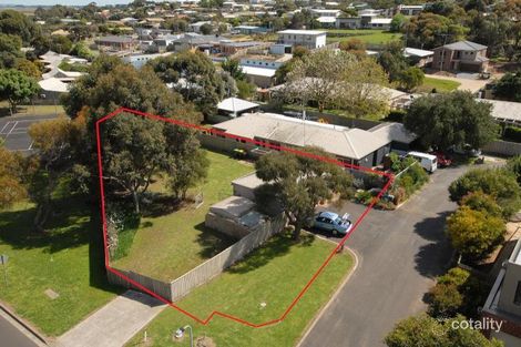 Property photo of 1/17 Lake Avenue Ocean Grove VIC 3226