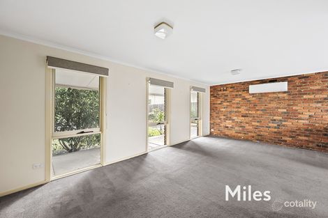 Property photo of 2/44 Munro Street Macleod VIC 3085