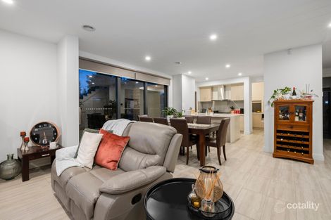 Property photo of 1/42 Windsor Avenue Mount Waverley VIC 3149