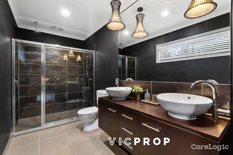 Property photo of 22 Boathaven Road Point Cook VIC 3030