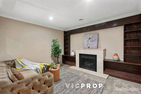 Property photo of 22 Boathaven Road Point Cook VIC 3030