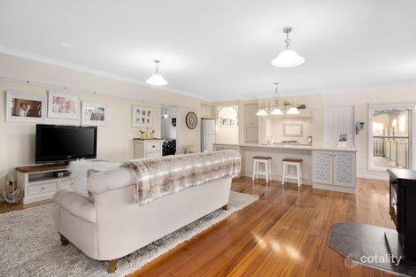 Property photo of 16 Patison Court Drouin VIC 3818