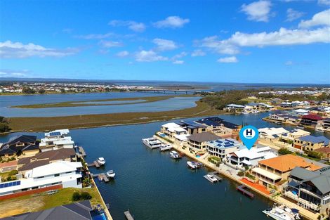 41 Brindabella Cres, Halls Head, WA 6210