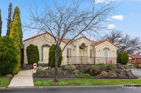 Property photo of 36 Featherstone Circuit Greenwith SA 5125