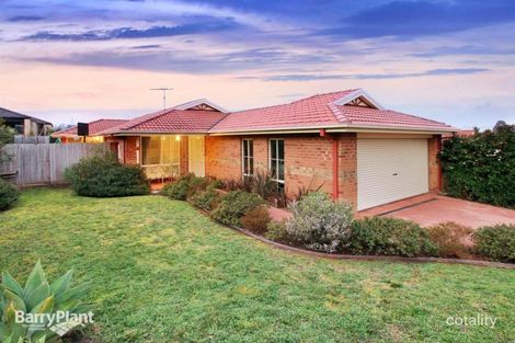 Property photo of 48 Ben Drive Pakenham VIC 3810