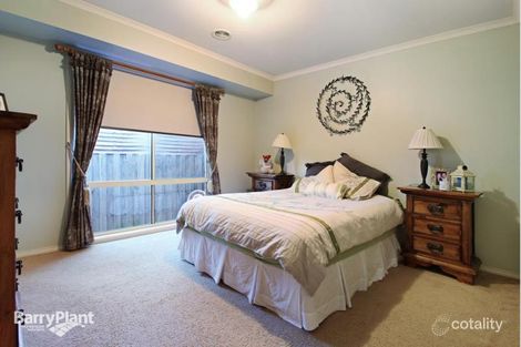 Property photo of 48 Ben Drive Pakenham VIC 3810